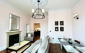 Redland Suites - Apartment 4